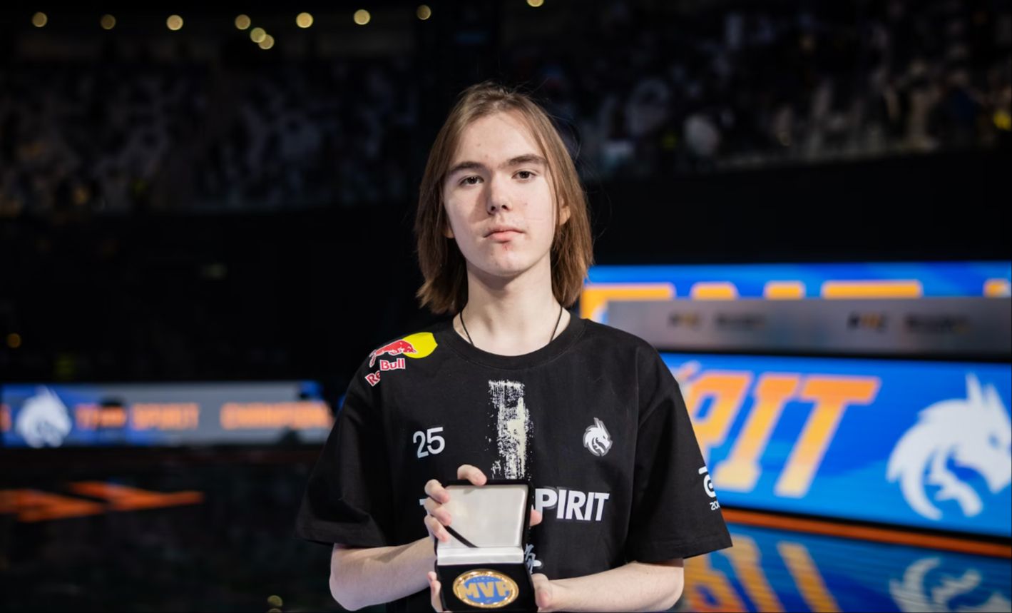 强侧外线迅 强侧外线迅