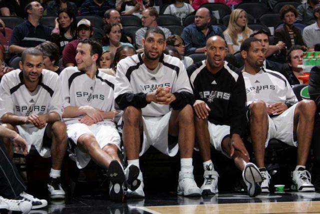 炸弹是否支 炸弹是否支